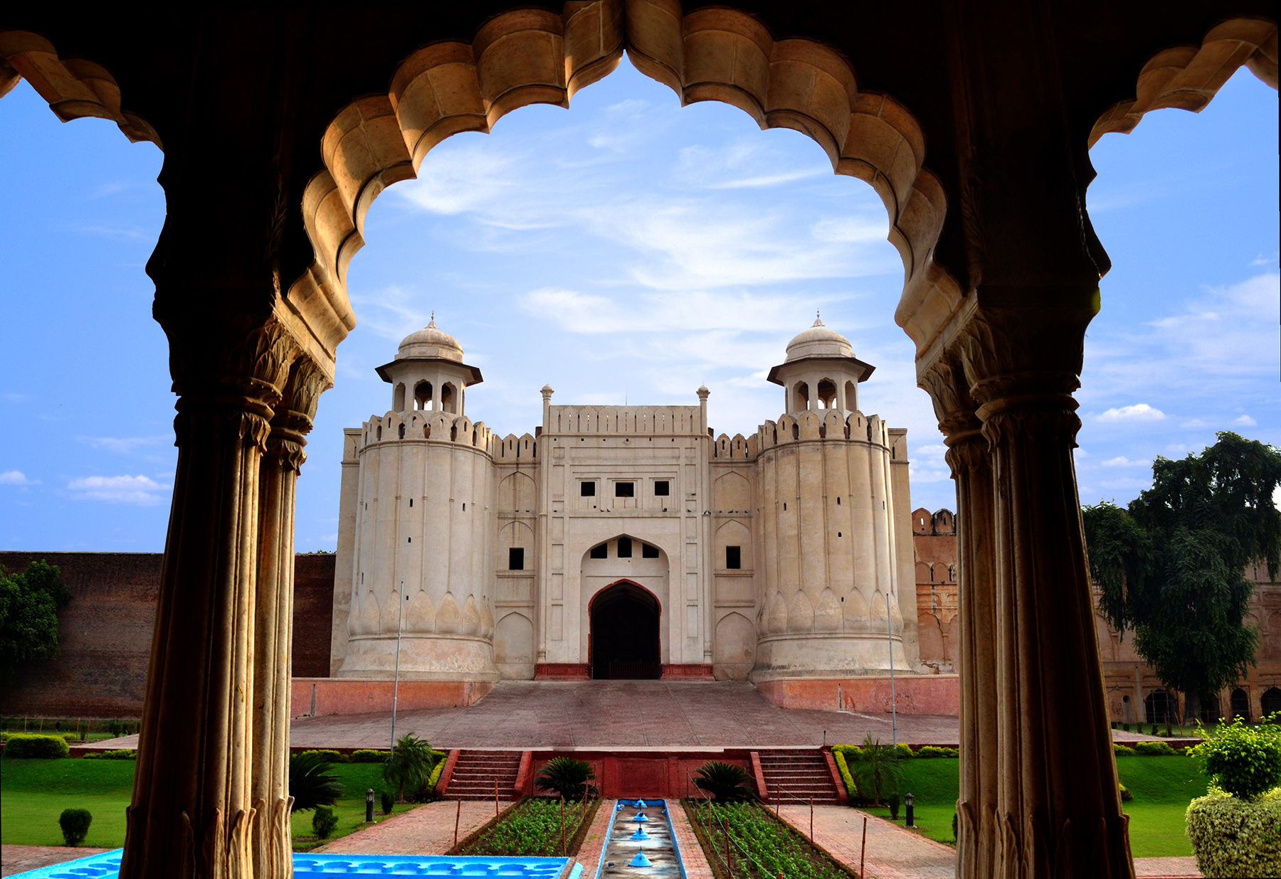 Lahore Fort (Photo: hunain2016.files.wordpress.com)